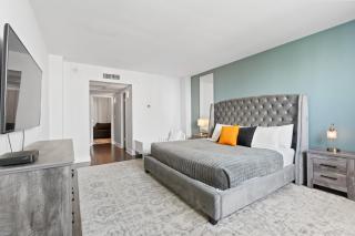 SUNNY ISLES 4BR Pool & Beach Access - Sunny Isles Beach - 1