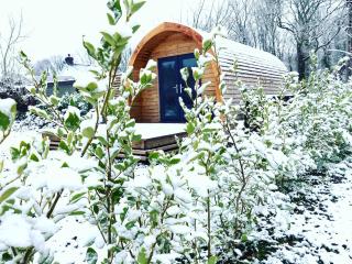 Glamping pod with en-suite & underfloor heating - 8