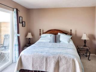 Lakeview Condo 871 3 - 0