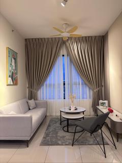 Southplace Subang with Lake Park View - 8