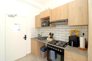 Central Studio Apartment mins to Sandton City & Rosebank with Gym & Pool - Johannesburg - 7