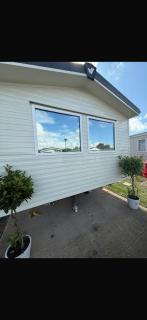 Birchington vale holiday park caravan - 9