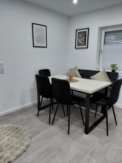 The Günz Homes 2 - 1