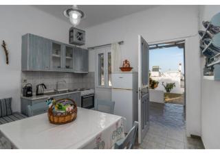 Stella's Mandrakia Seaside House - 7