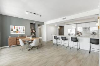 Urban Oasis in Brickell Miami with WFH setup Parking - 5