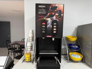 Days Inn by Wyndham Lake City I-10 - 1