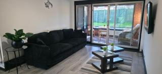 Newly renovated home near MK Stadium & Hospital - 6