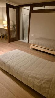 Iriti's Villa & Dahlia Studio - 6