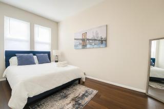 Double Unit 4 Bedrooms 2 bathrooms 20 mins to NYC Metlife Stadium - 9