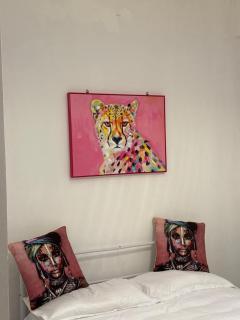 Modern and cozy apartment with balcony , Netflix - 7