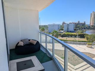The Harbor Grand - 4