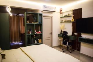 Cozy Urban Retreat - 6