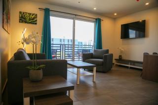 Luxury 2-BR Apartment nr 6 - 8