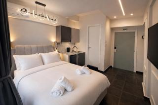 Elite Ermou Suites - 5