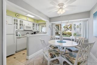 216A - 1BR/1 Bath at Seaspray Condos on Okaloosa Island, Fort Walton Beach, Fl - 4