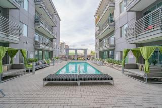 Stylish Apt Near Roosevelt Row & ASU w Parking - 3