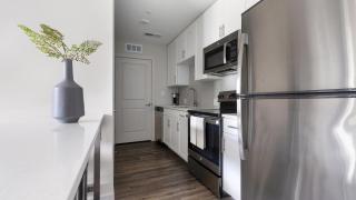 Landing Chic 1BD Gym - 7