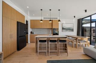 Alpine Luxury Northlake - 8