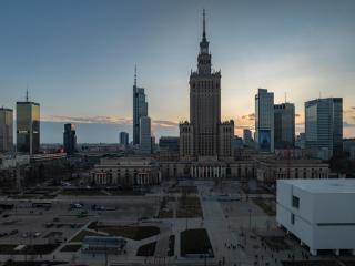 LYNA Home Gold - Manhattan View - 9