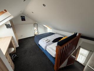 Spacious 5 bed House Beeston Ideal for Contractors - 6