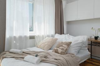 LYNA Home Gold - Manhattan View - 8