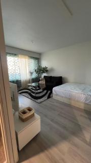 Helmi Haven Modern Studio Myyrmäki 15 min to Airport - 2