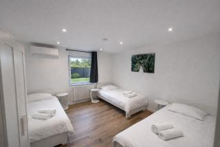 Modern Bungalow Kastel - 1