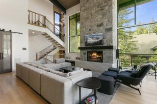 9401 - Silver Aspen - Five Bedroom Luxury Townhome - 7