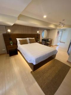 Penthouse Bi-Level interior design unit 3424 - 6