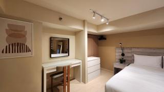 Penthouse Interior design with balcony Unit 3310 - 8
