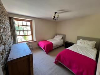 Catcleugh Farmhouse - 7