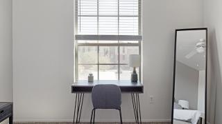 Landing Stylish 1BD Gym - 2