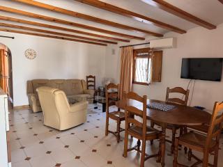 Villa espaciosa con piscina privada y Wi-Fi en Oliva - ES-373-41 - 2