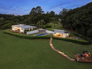 Byrons Brae Tranquil Estate w Pool Views - 0