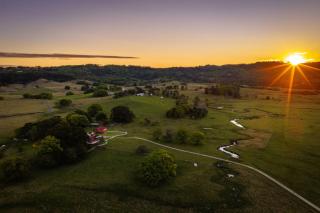 Myocum Farmstead 100 Acres w Firepit Views - 0