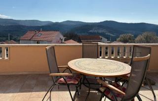 2 Bedroom Gorgeous Apartment In Donji Humac - 0