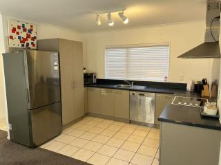 CBD Fringe Hidden Gem - 5