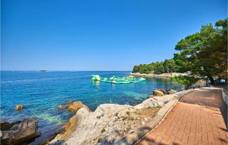 Beautiful Apartment In Porec With Swimming Pool - 3