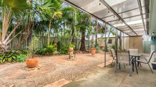 Coastal Palms Hideaway - Bongaree - 5