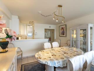 Apartment in Blankenberge with Sea Views - 6