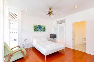 V224 Stunning Sea-View 3BR Villa 1km to Beach - 2