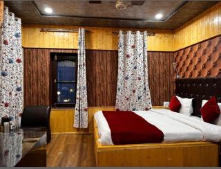 The Loyal Residency - 1