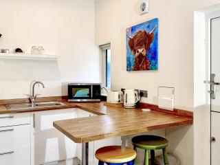 Courtyard Studio 1 - 9