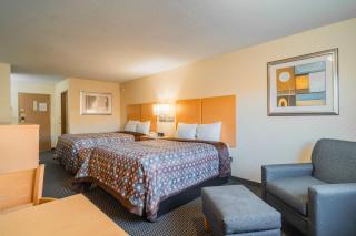 Rodeway Inn Blair - 1