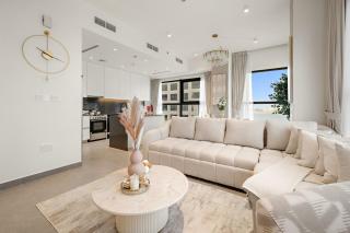 FIRST CLASS 1BR Stylish Escape w Private Beach - 8