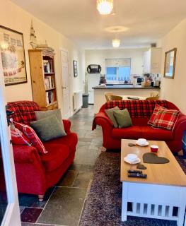 Riverside Bungalow - 1