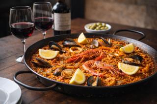 New! Modern Apartment with Terrace - Barcelona City Center - 2BR - 8