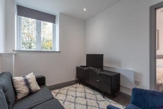 Cosy 1 Bedroom Apartment in Leeds with WiFi - 4