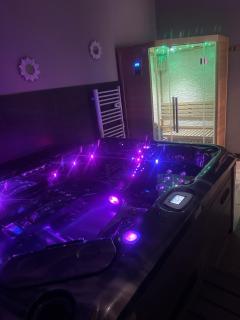 Zen spa,Jacuzzi, sauna, bedroom, kitchen - 0
