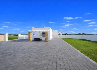 Villa Aura del Salento con Giardino Privato, Wi-Fi e Aria Condizionata - 8